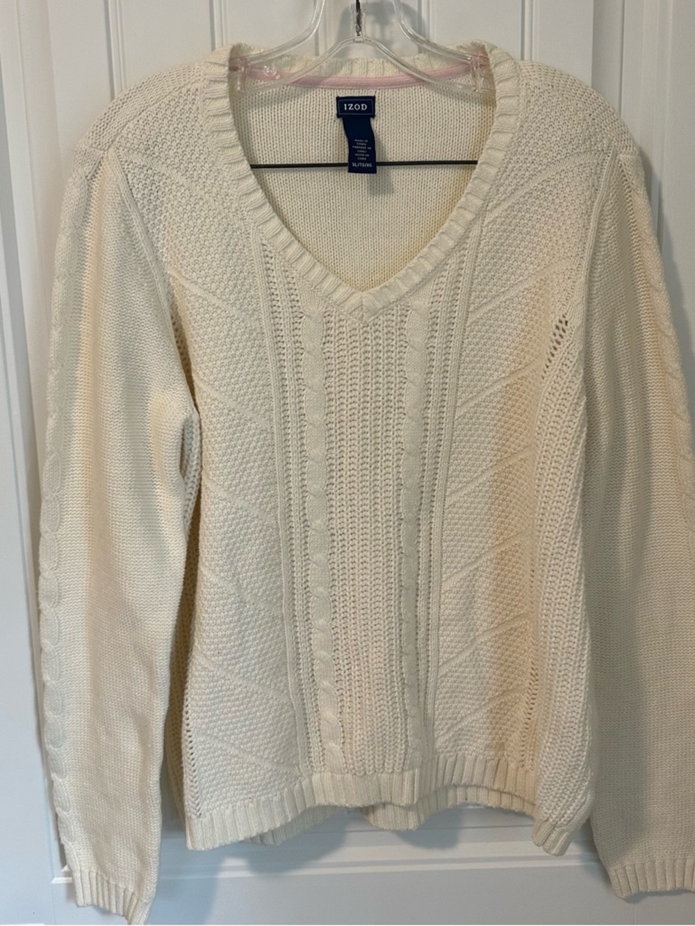 IZOD Women's Classic V-Neck Cable Knit Sweater - Cream Winter White XL